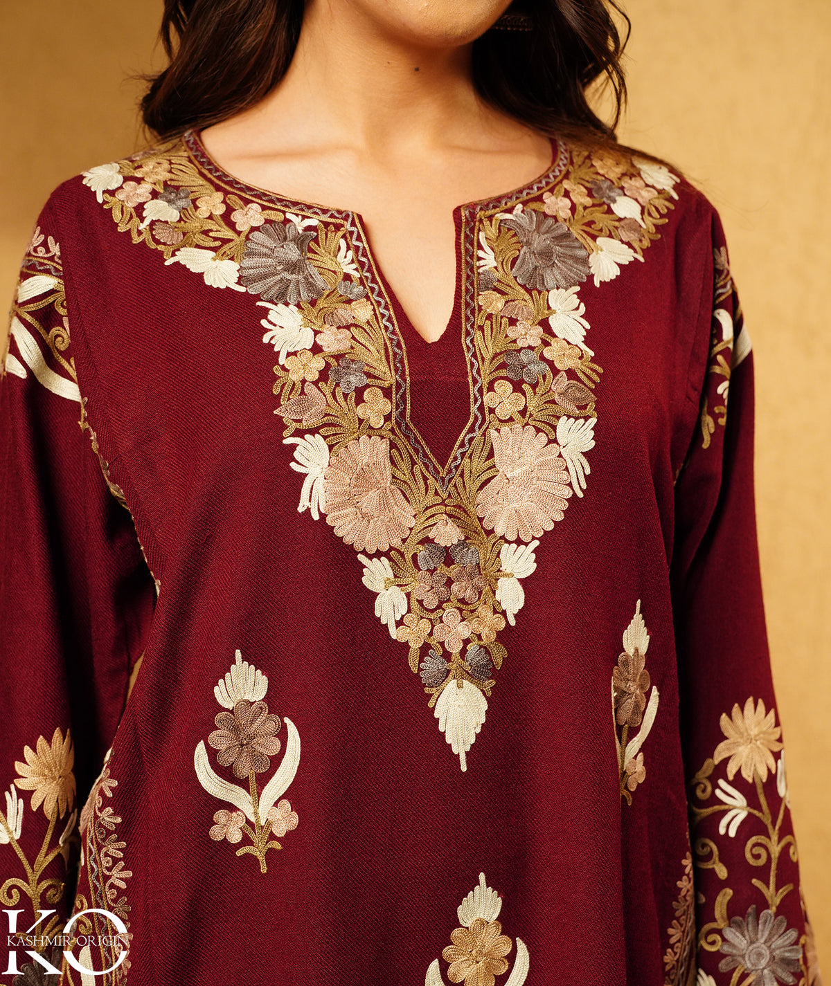 Maroon Aari Embroidered Jamawar Woolen Kashmiri Pheran