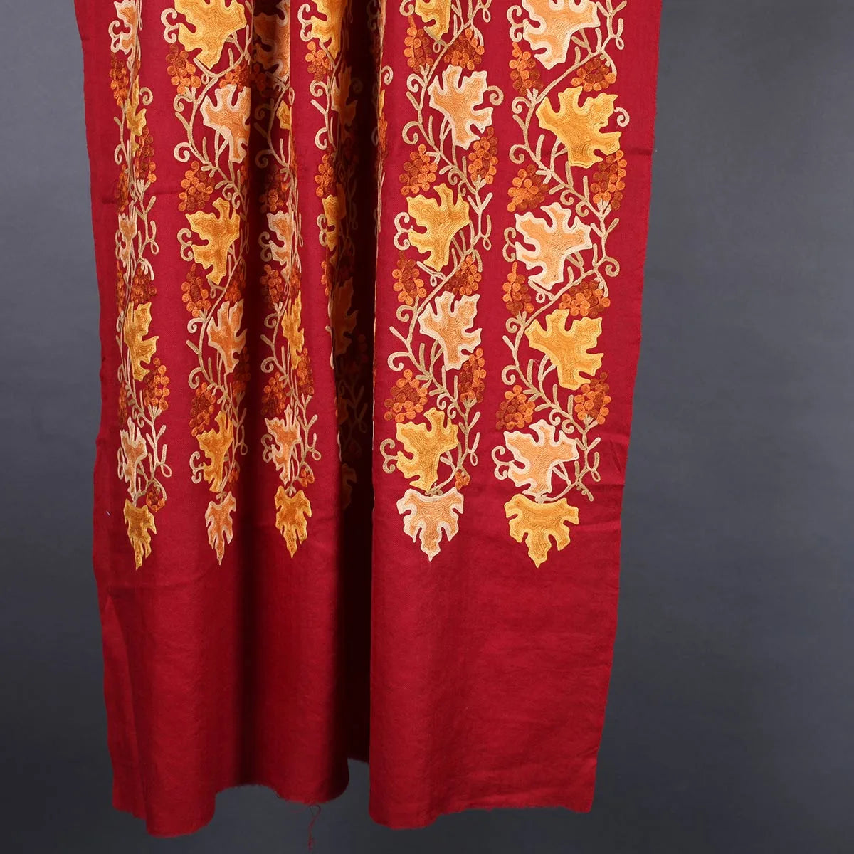 Maroon Base Chinar Design Aari Embroidered Pure Kashmiri Woolen Stole | Jamawar Stole