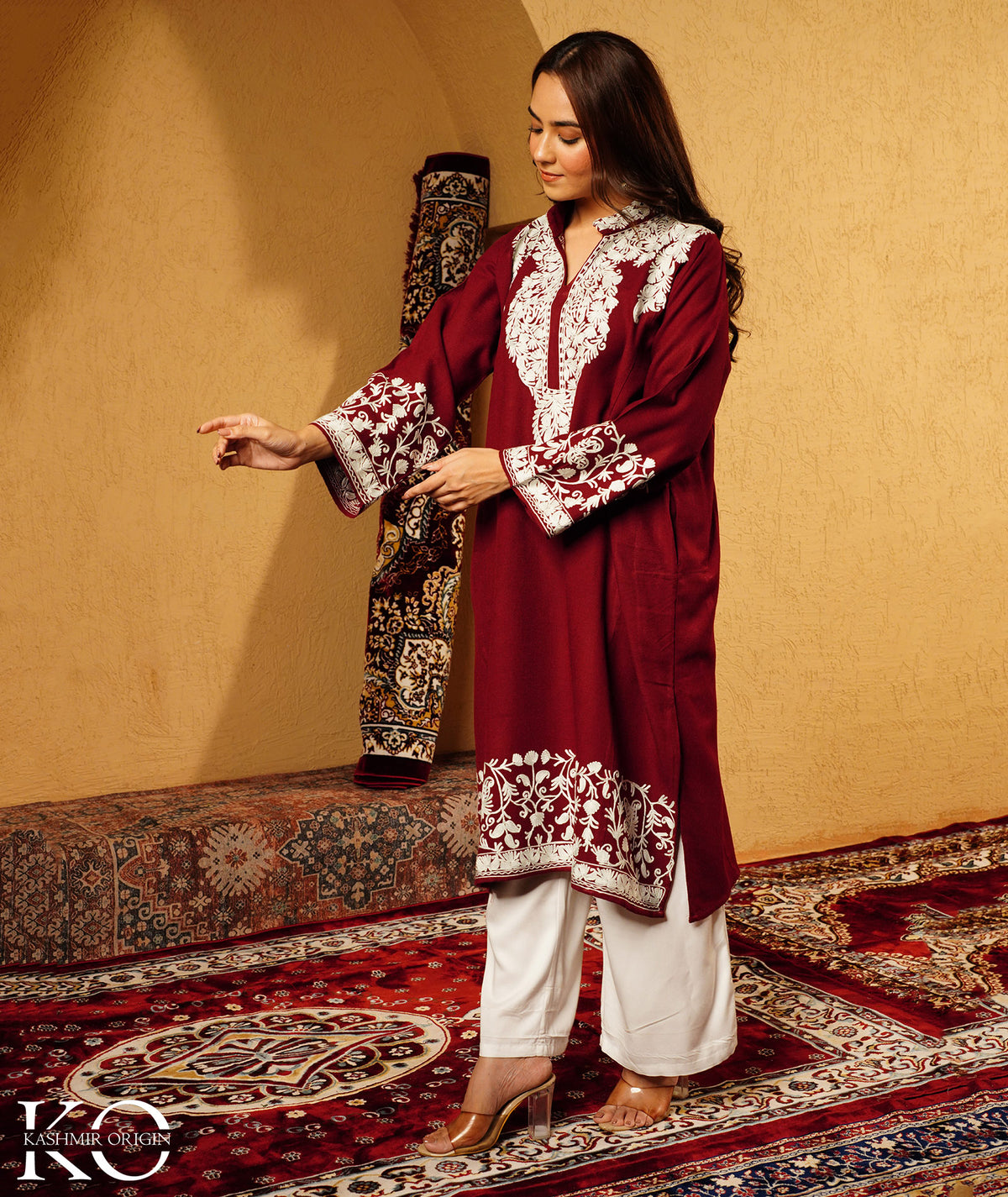 Maroon Aari Embroidered Mandarin collared neck Design Woolen Kashmiri Pheran