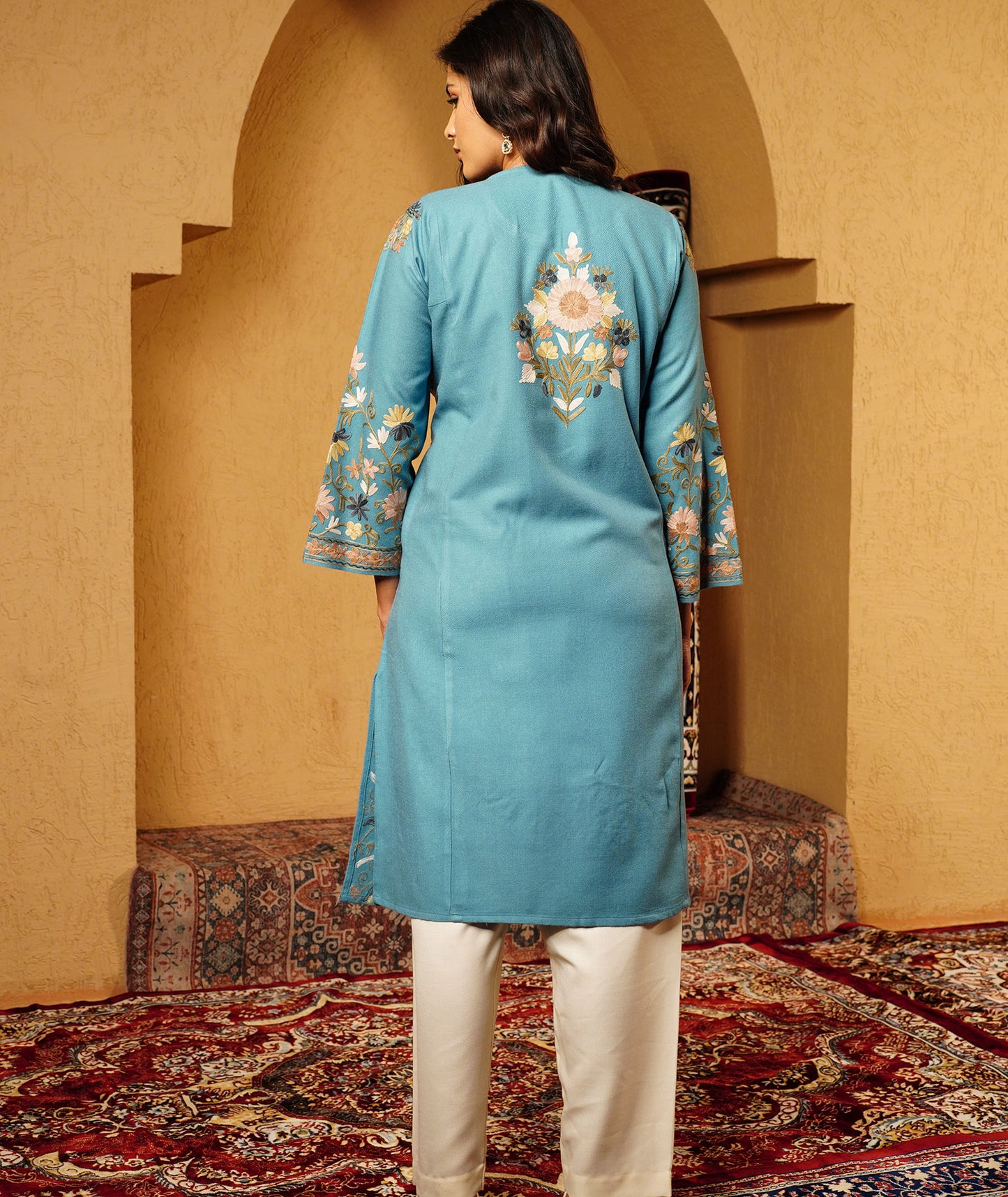 Sky Blue Aari Embroidered Jamawar Design kashmiri Woolen Pheran