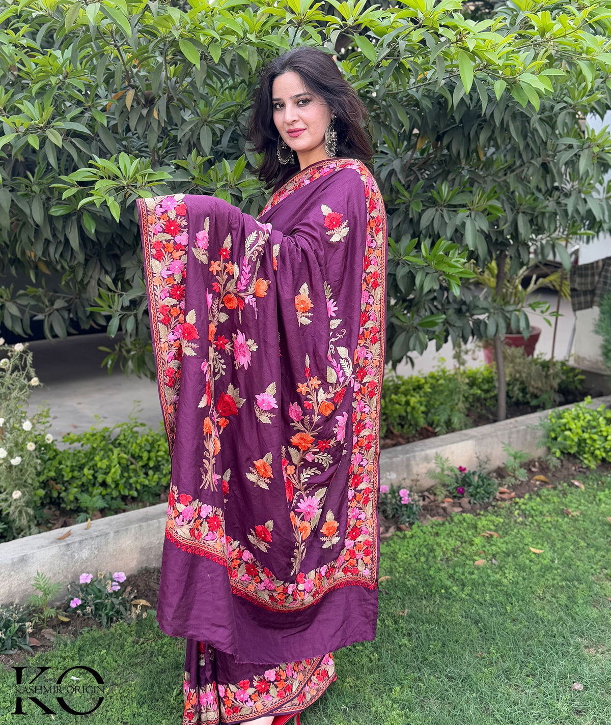 WineTop Seller Multifloral Aari Embroidered Kashmiri Pure Silk Saree
