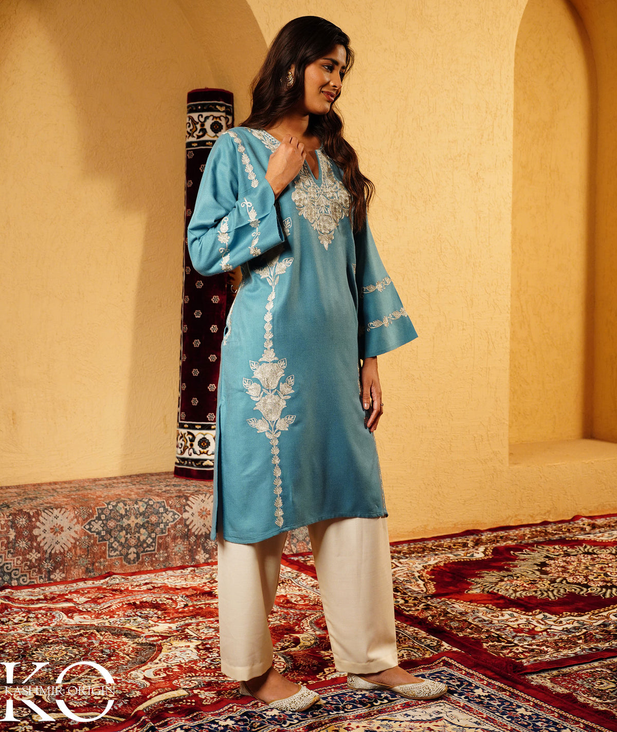 Powder Blue Zari Embroidered Woolen Pheran