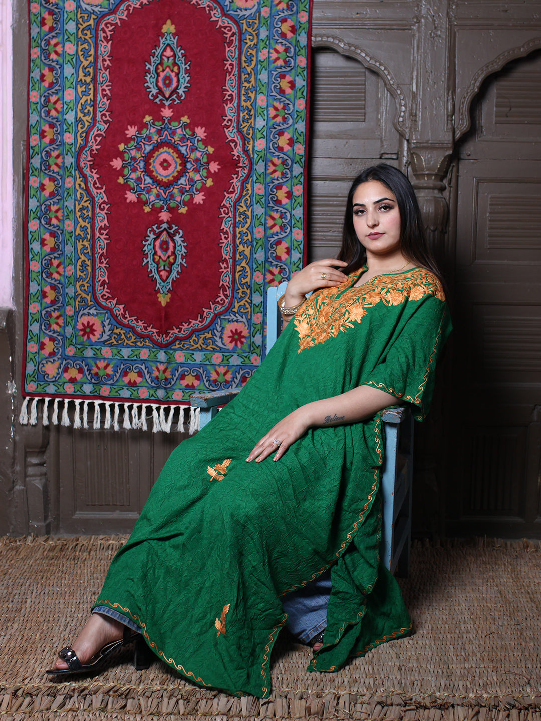 Emerald Green Crushed Cotton Kaftan with Amber Aari