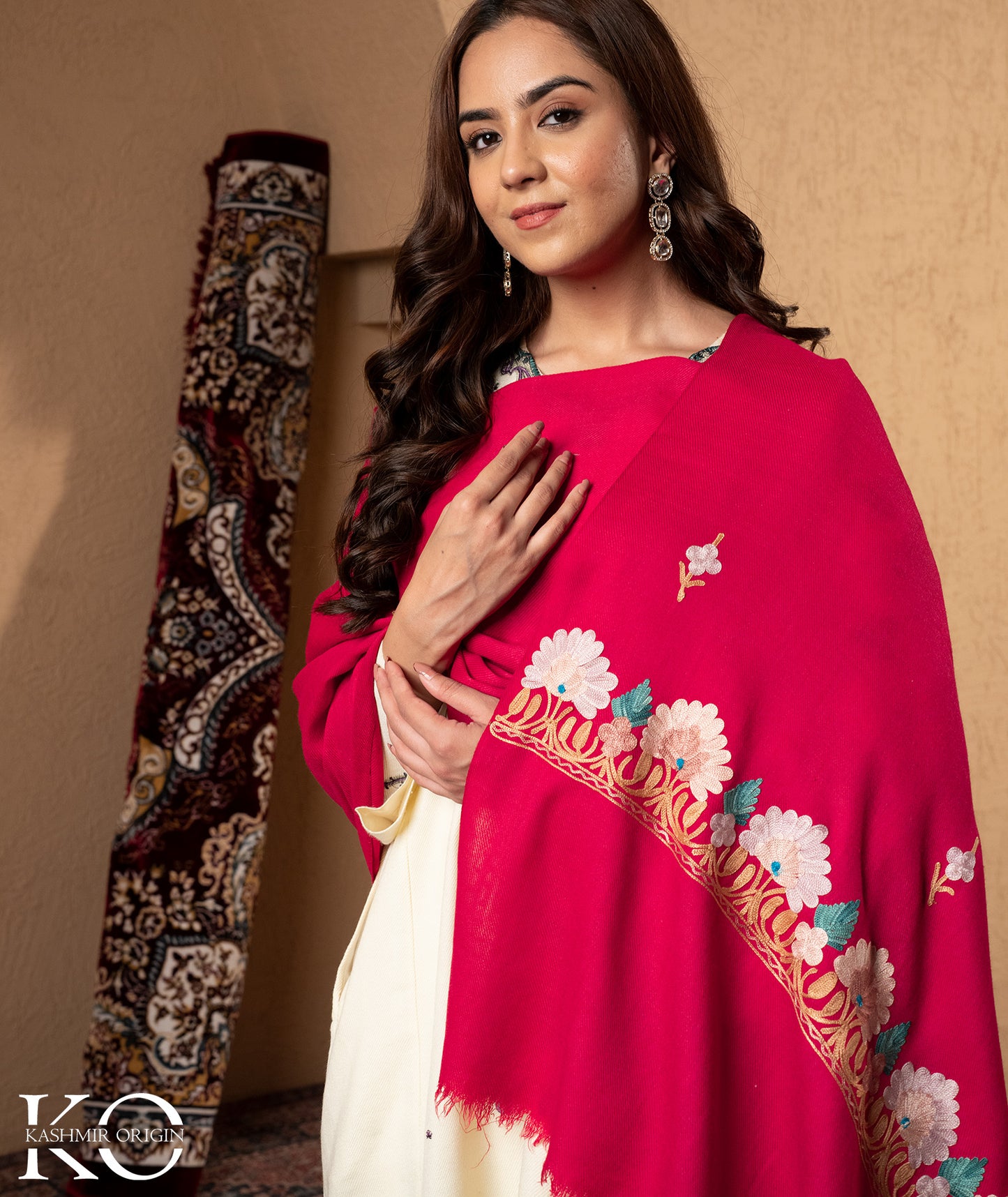 Fuchsia Aari Embroidered Woolen Shawl