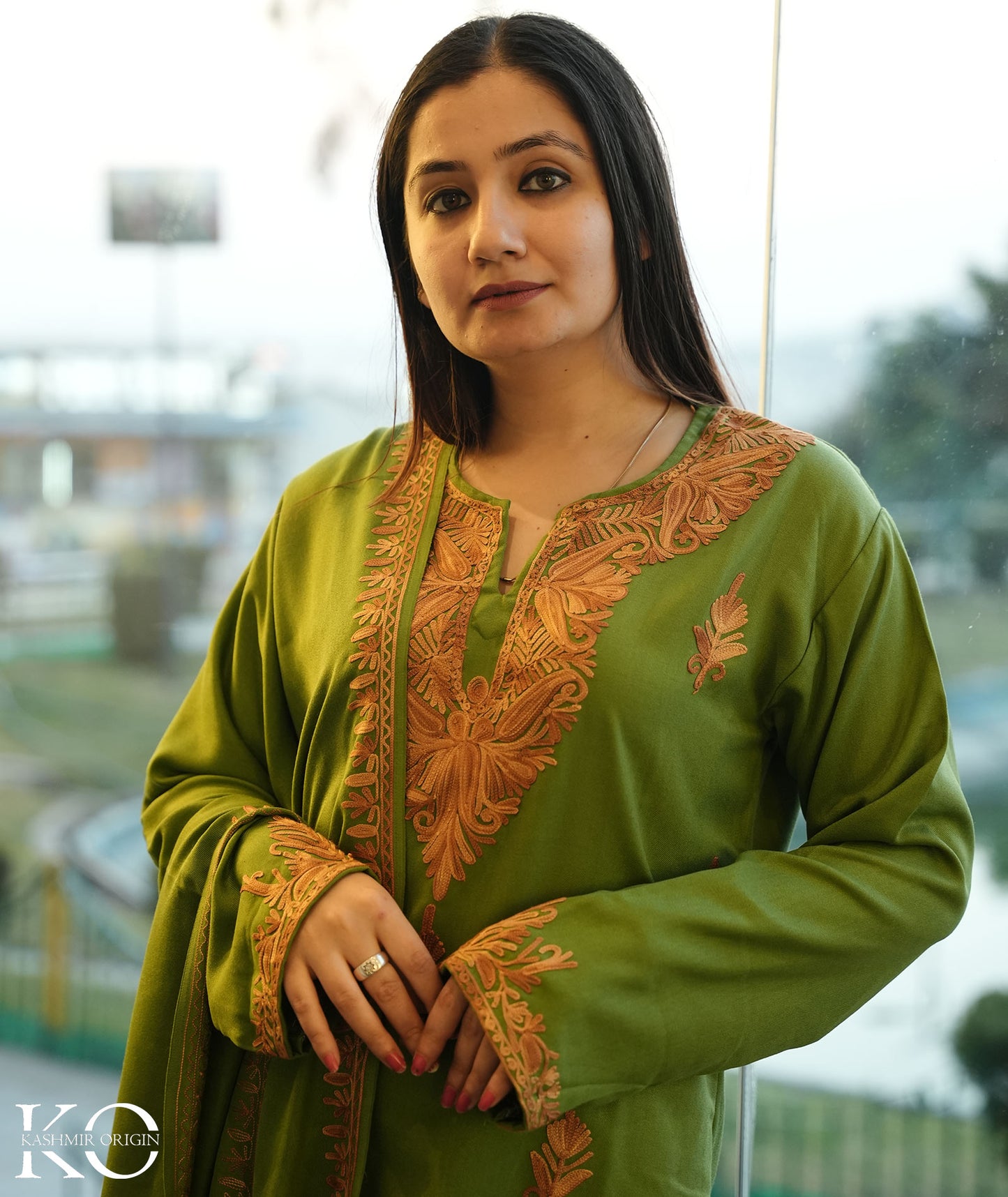 Green Aari Embroidered Woolen Co ord Set With Shawl