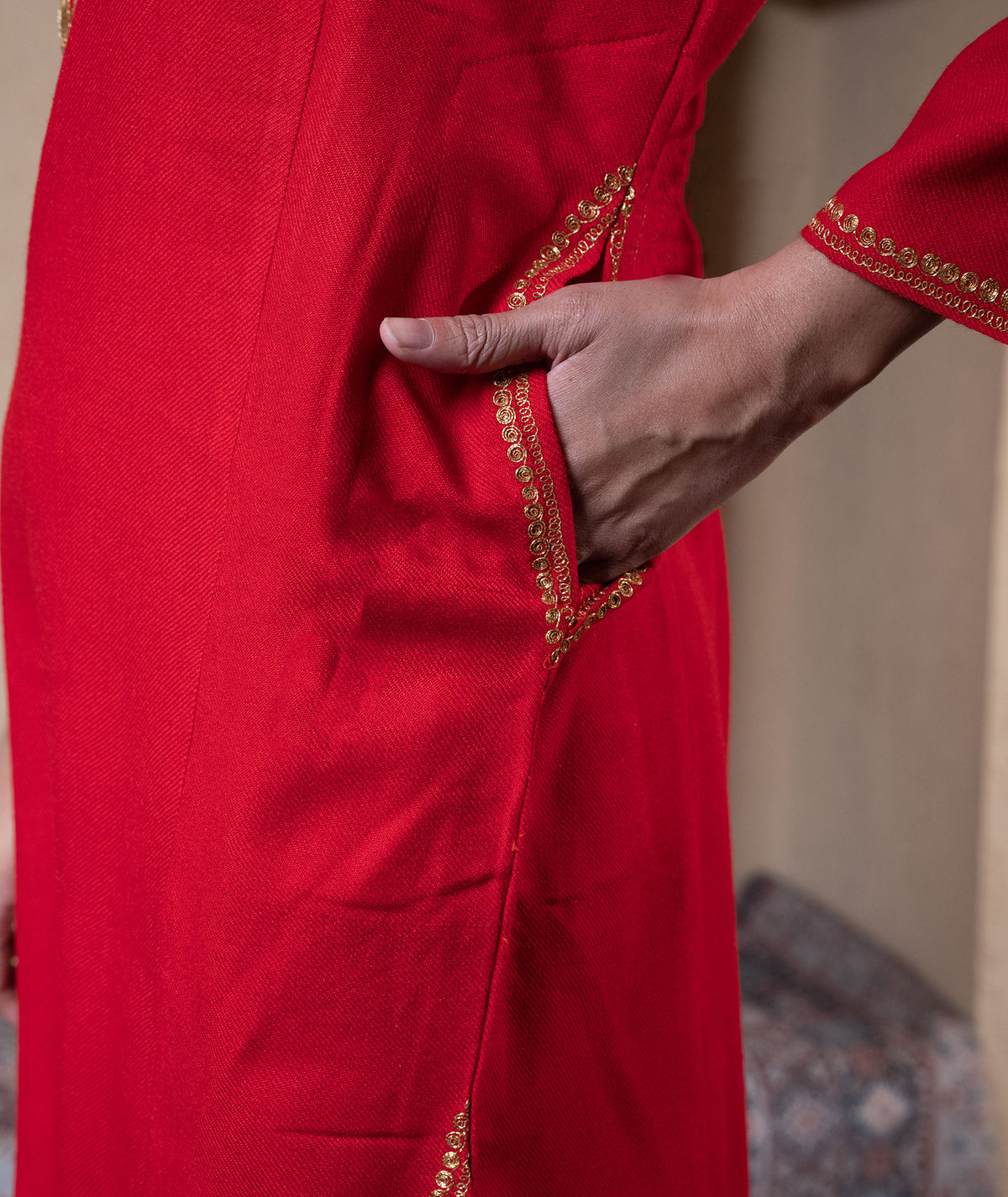 Rose Red Tilla Embroidered Leaf Design Woolen Pheran Set