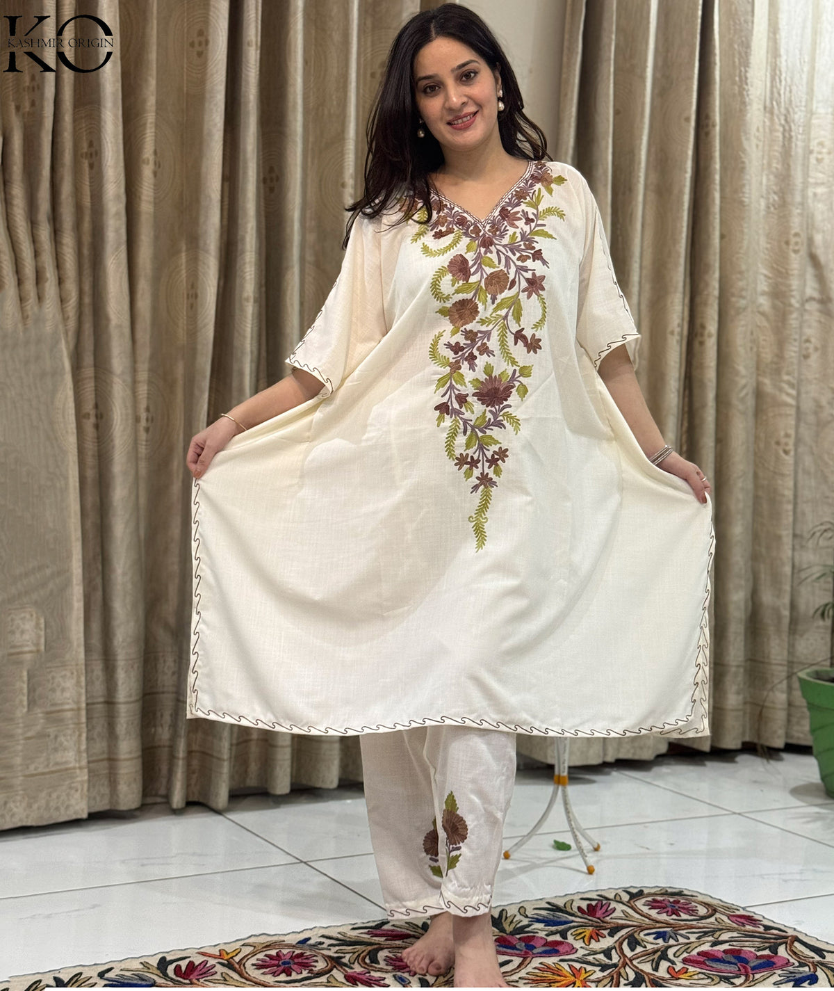 OFF White Aari Embroidered Cotton Kaftan Co Ord Set