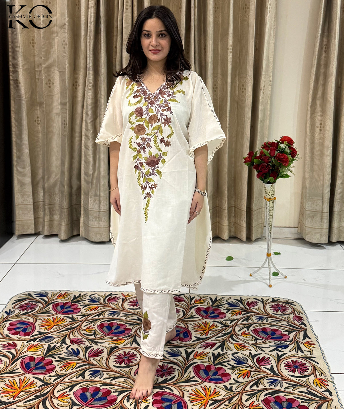 OFF White Aari Embroidered Cotton Kaftan Co Ord Set