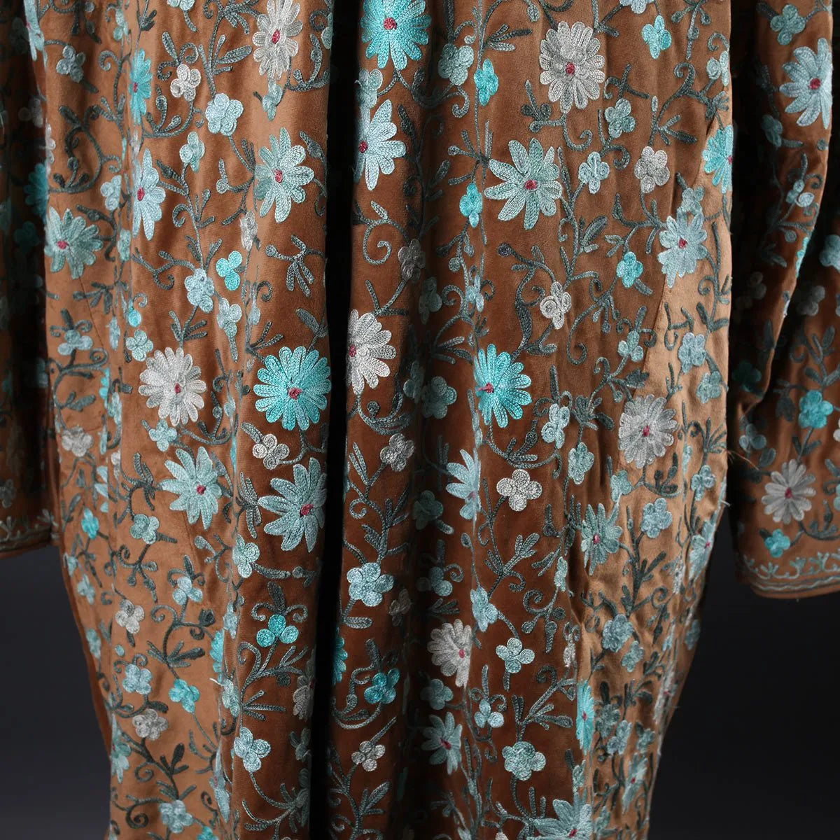 Velvet Jamawar Aari Embroidered Phiran | Full jamaawar Pheran |