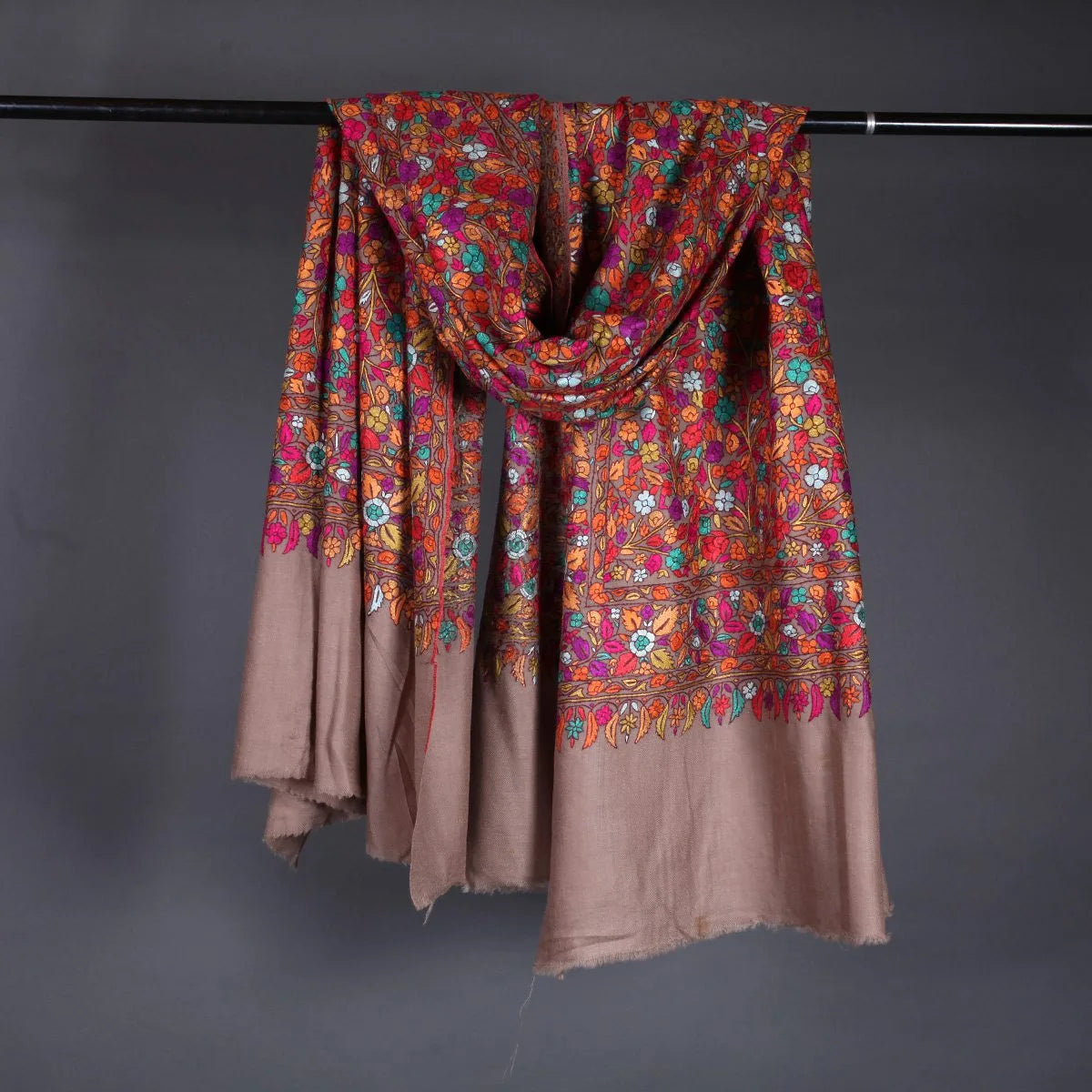 Natural Base Sozni Embroidered Jamawar Pashmina Shawl