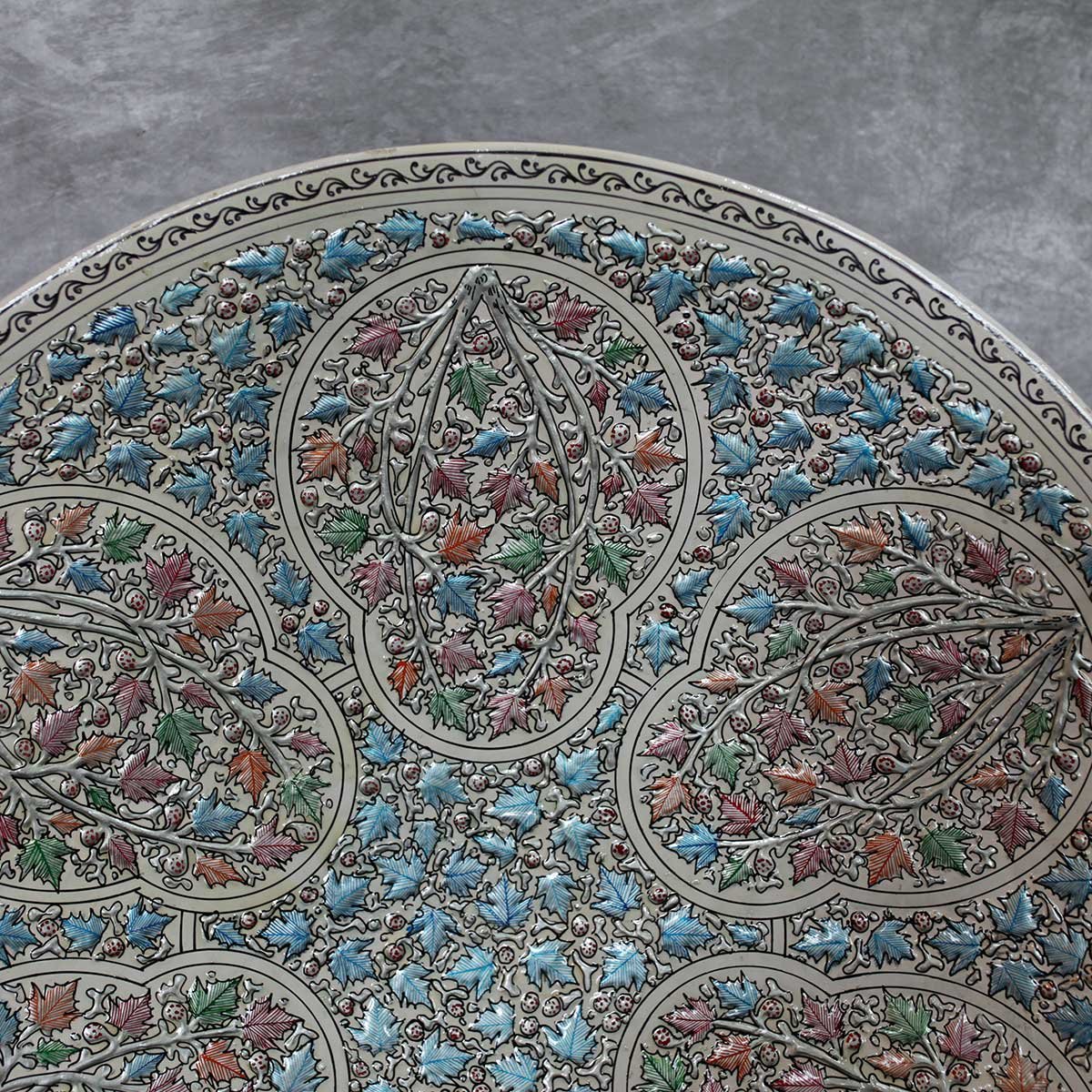 Embossed Paper Mache Wall<br> Plate Silver Chinar Design 15 inches