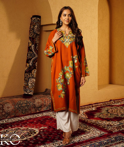 Rust Phooldaan Design Aari Embroidered Woolen Pheran