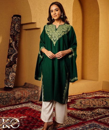 Green Tradational Koraab Sleeve Design Aari Embroidered Woolen Pheran