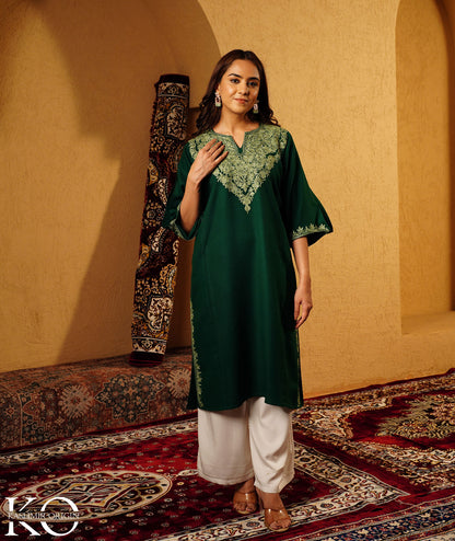 Green Tradational Koraab Sleeve Design Aari Embroidered Woolen Pheran