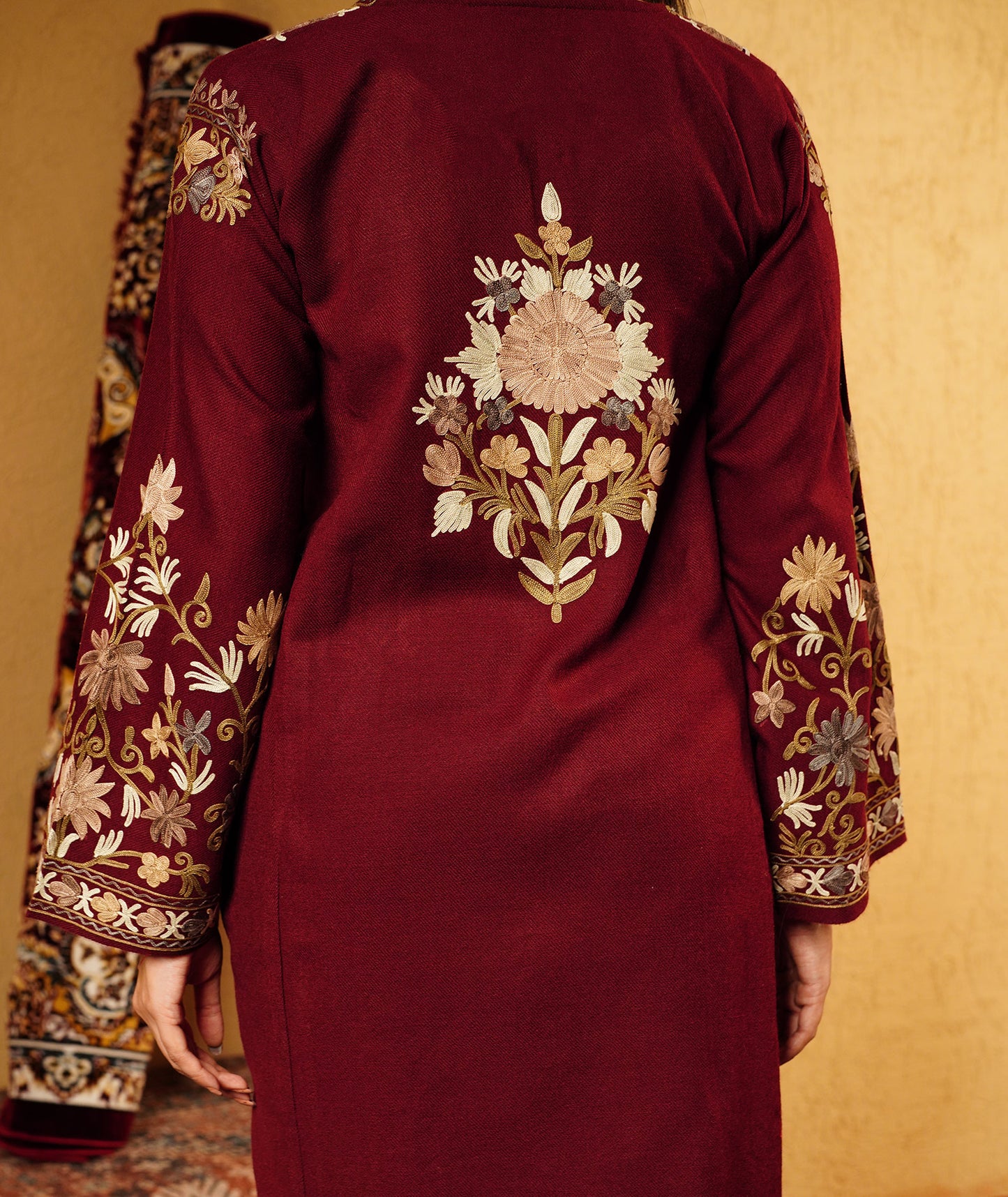 Maroon Aari Embroidered Jamawar Woolen Kashmiri Pheran