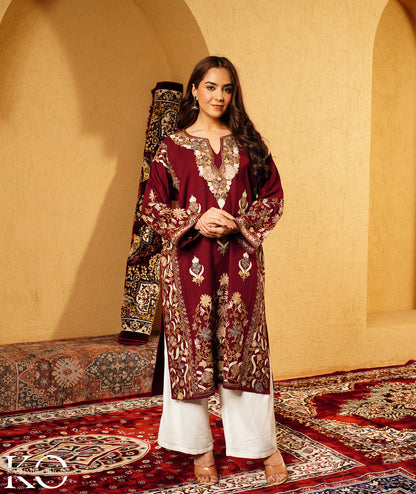 Maroon Aari Embroidered Jamawar Woolen Kashmiri Pheran