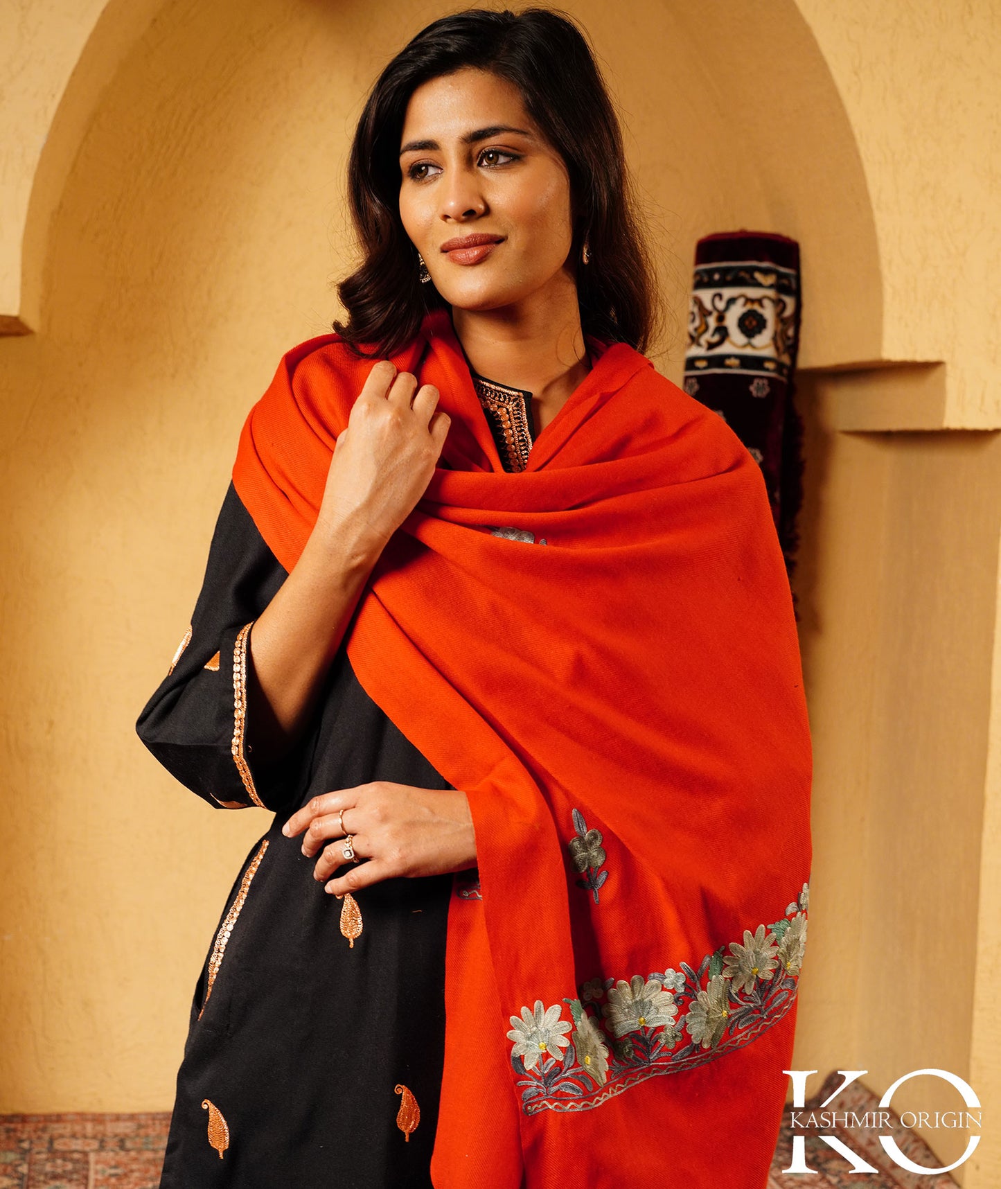 Scarlet Red Aari Embroidered Woolen Kashmiri Shawl