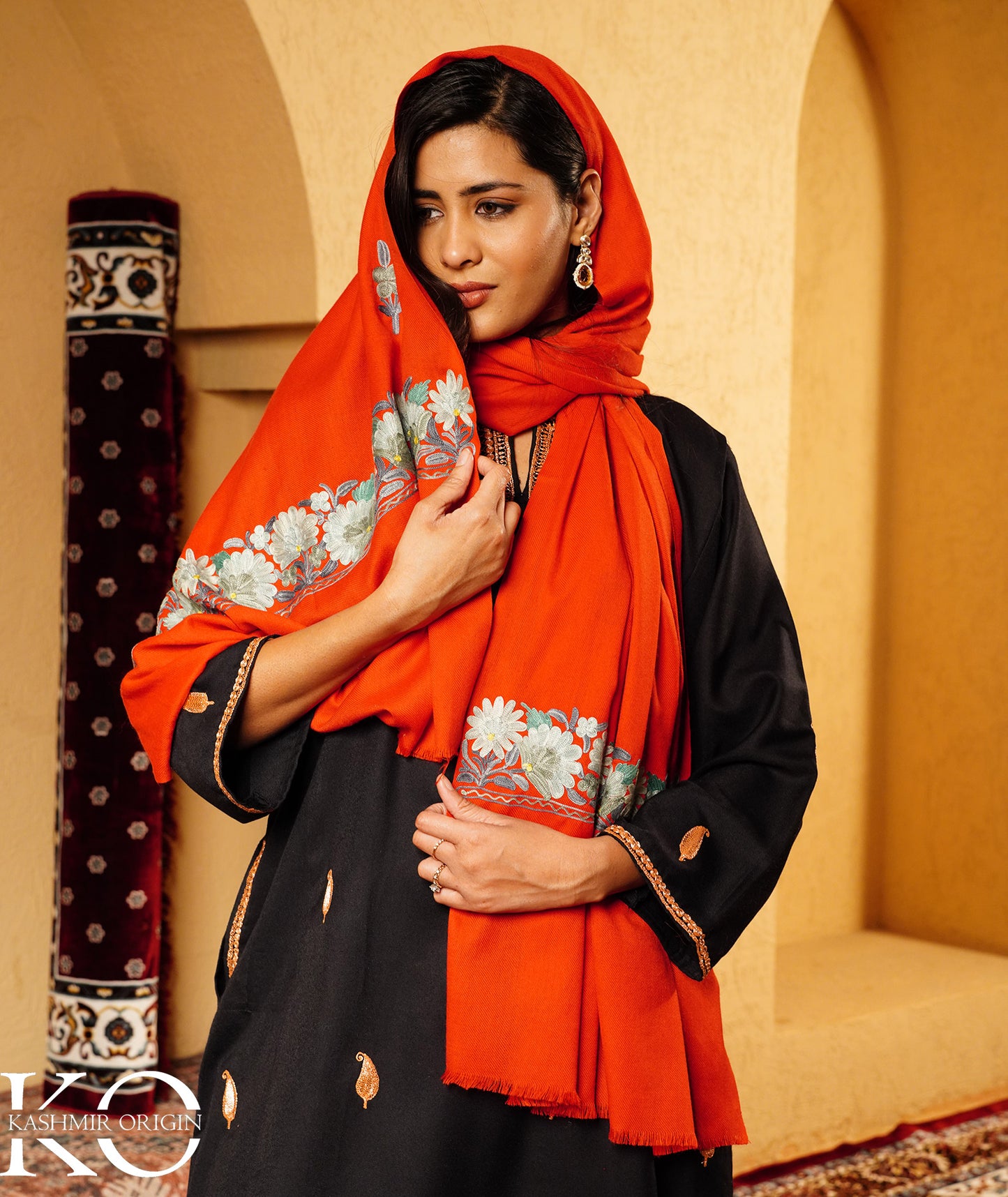 Scarlet Red Aari Embroidered Woolen Kashmiri Shawl