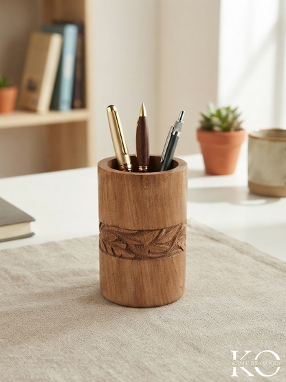 Kashmiri Hand Carved Chinar Pattern Walnut Wood Pen Holder