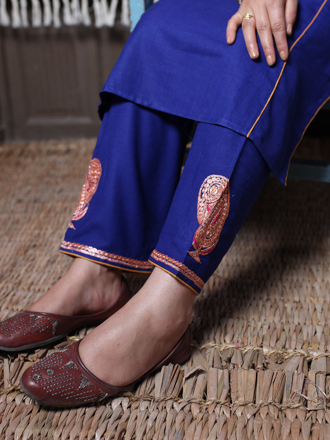 Royal Blue Tilla Embroidered Tradational Design Kashmiri Cotton 3-Piece Suit With Chiffon Dupatta