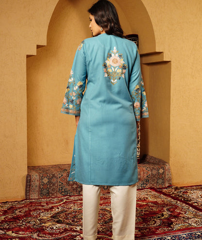 Sky Blue Aari Embroidered Jamawar Design kashmiri Woolen Pheran