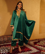 Emerald Green Tilla Embroidered Velvet Pheran Set With Shawl