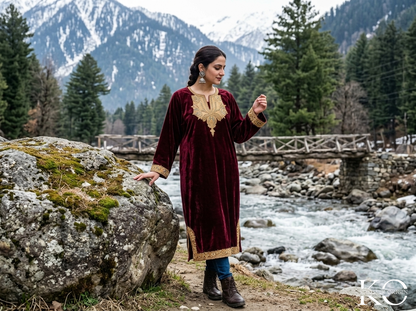 Red Tilla Embroidered Velvet Pheran
