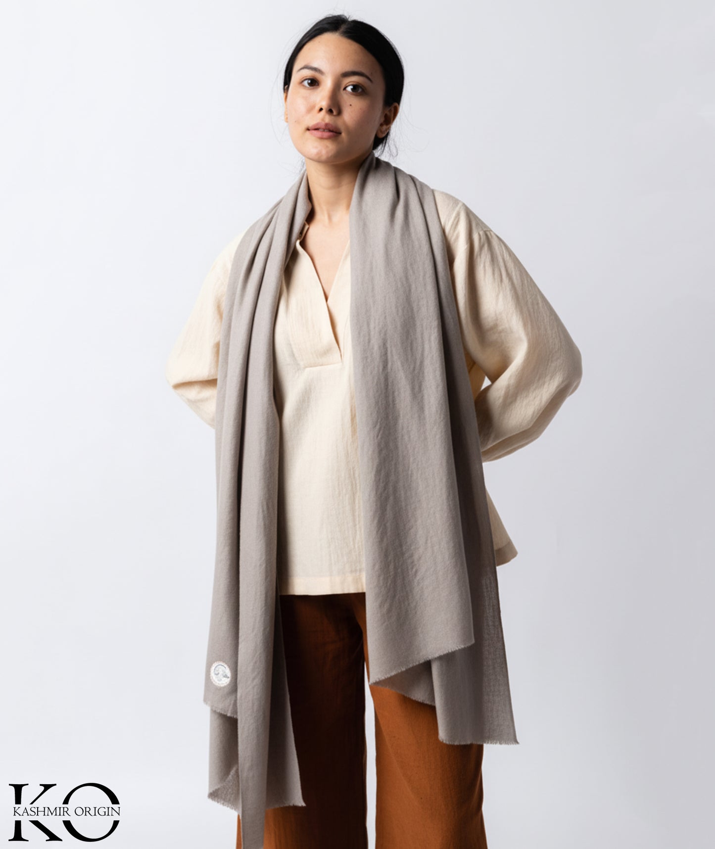 Stormy Gray GI Certified Handwoven Pashmina Stole