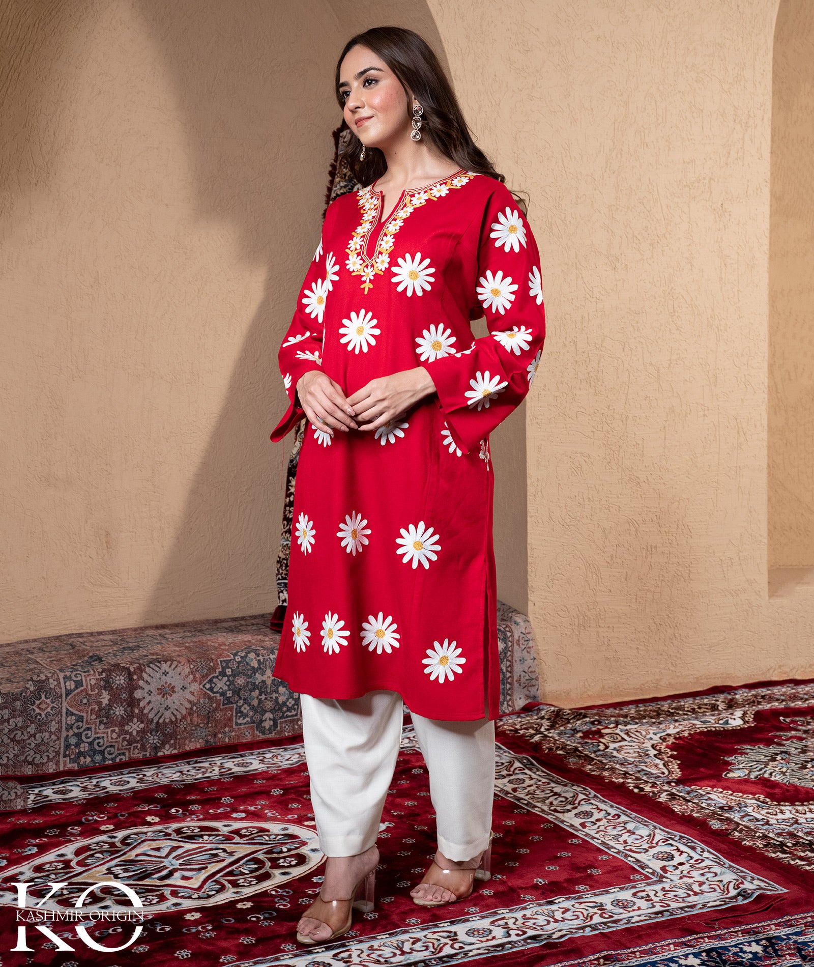 Aari Embroidered Kashmiri Woollen Pheran (Available in Red & Black color)