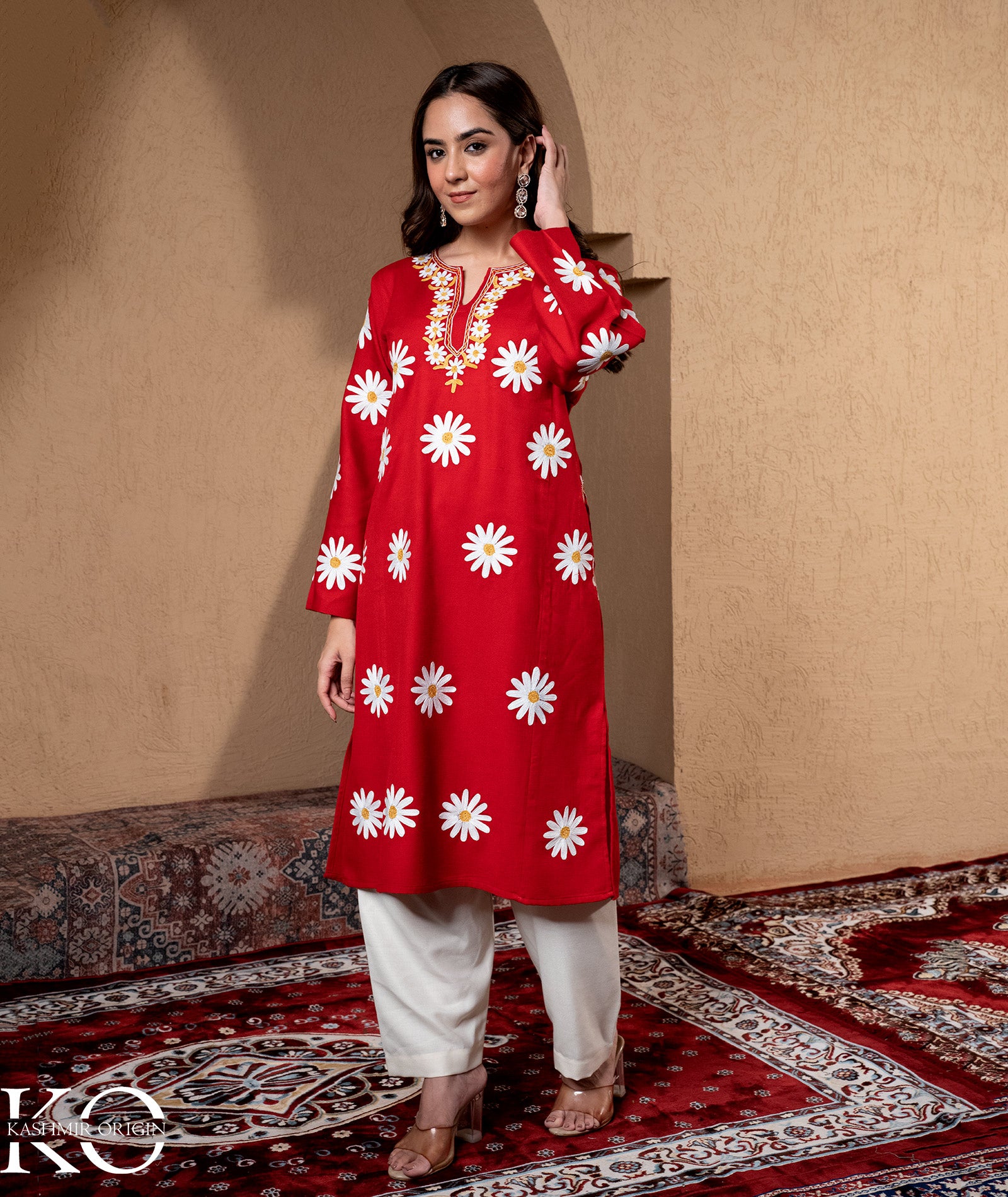 Aari Embroidered Kashmiri Woollen Pheran (Available in Red & Black color) L-XXL Red