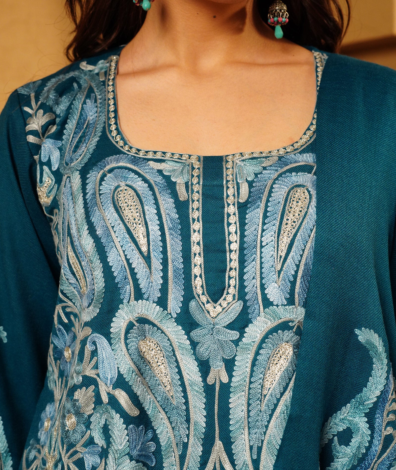 Green Base Aari and Zari Embroidered Woolen Jamawar Suit with Stole | Pure kashmiri Wool