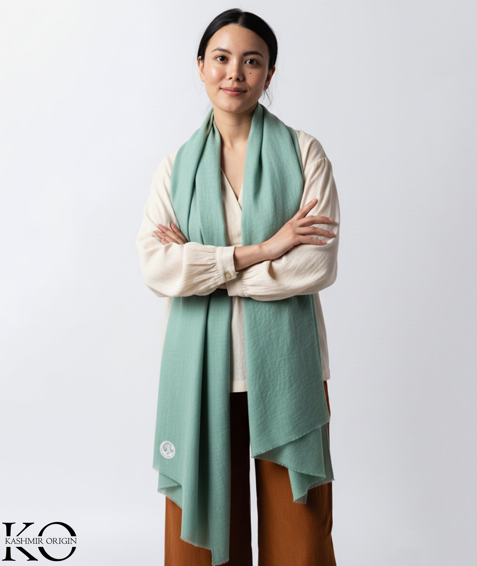 GI CERTIFIED SEAFOAM SOLID CASHMERE PASHMINA STOLE