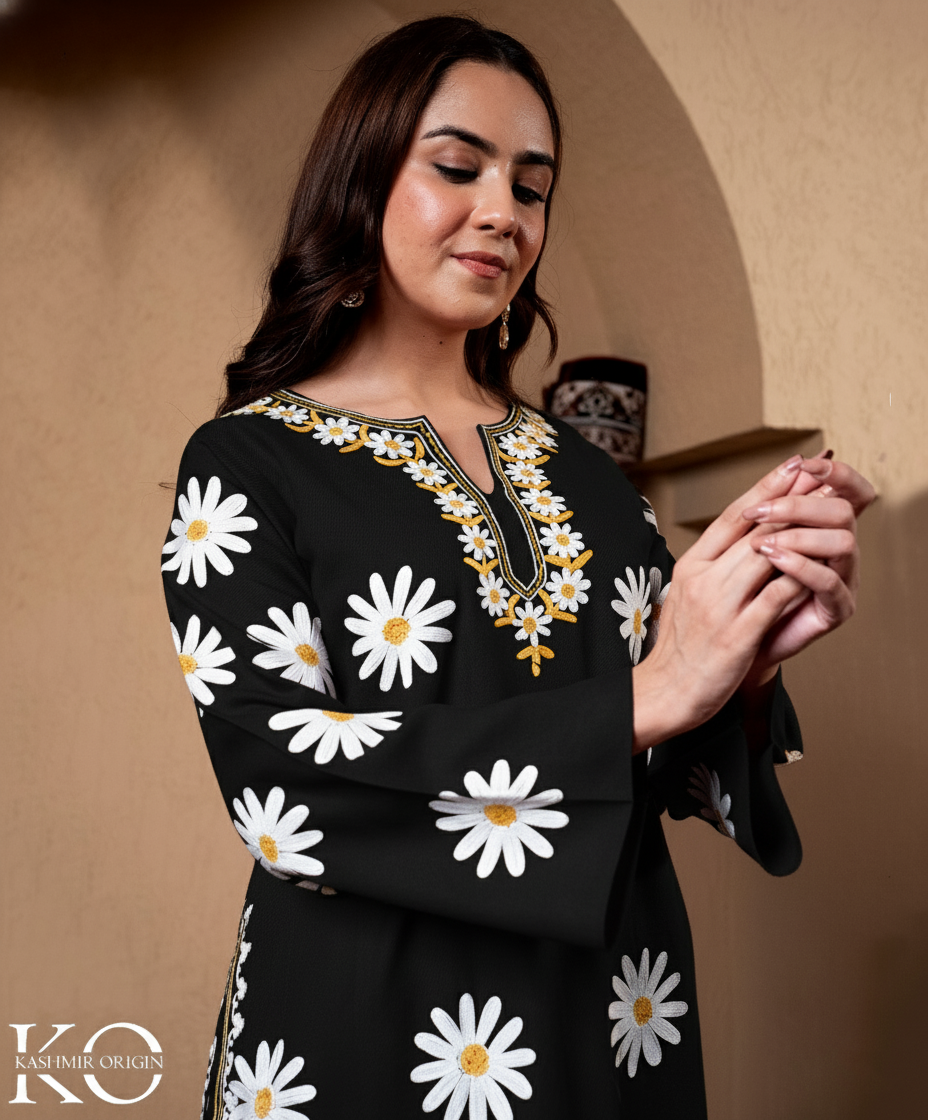 Aari Embroidered Kashmiri Woollen Pheran (Available in Red & Black color)