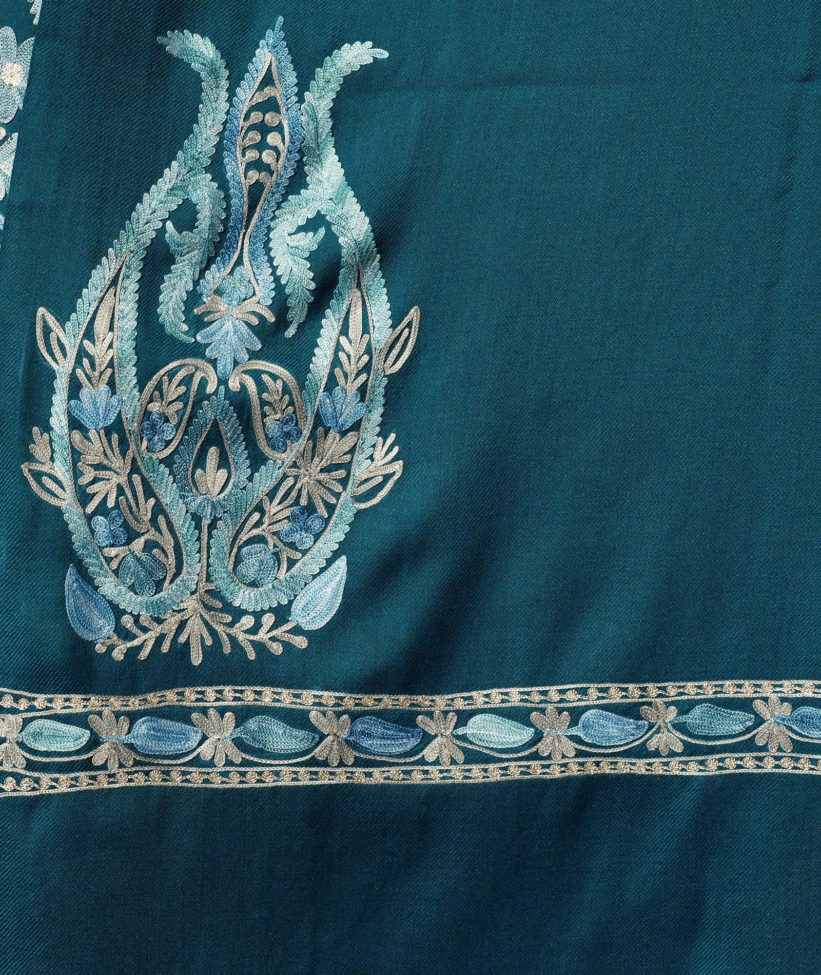Green Base Aari and Zari Embroidered Woolen Jamawar Suit with Stole | Pure kashmiri Wool