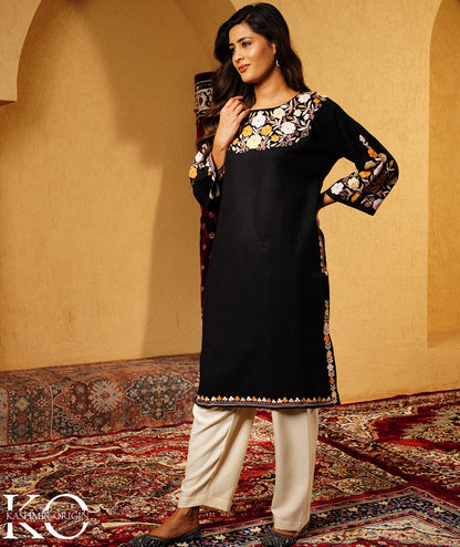 Black Aari Embroidered Arm & Neck Design kashmiri Woolen Pheran