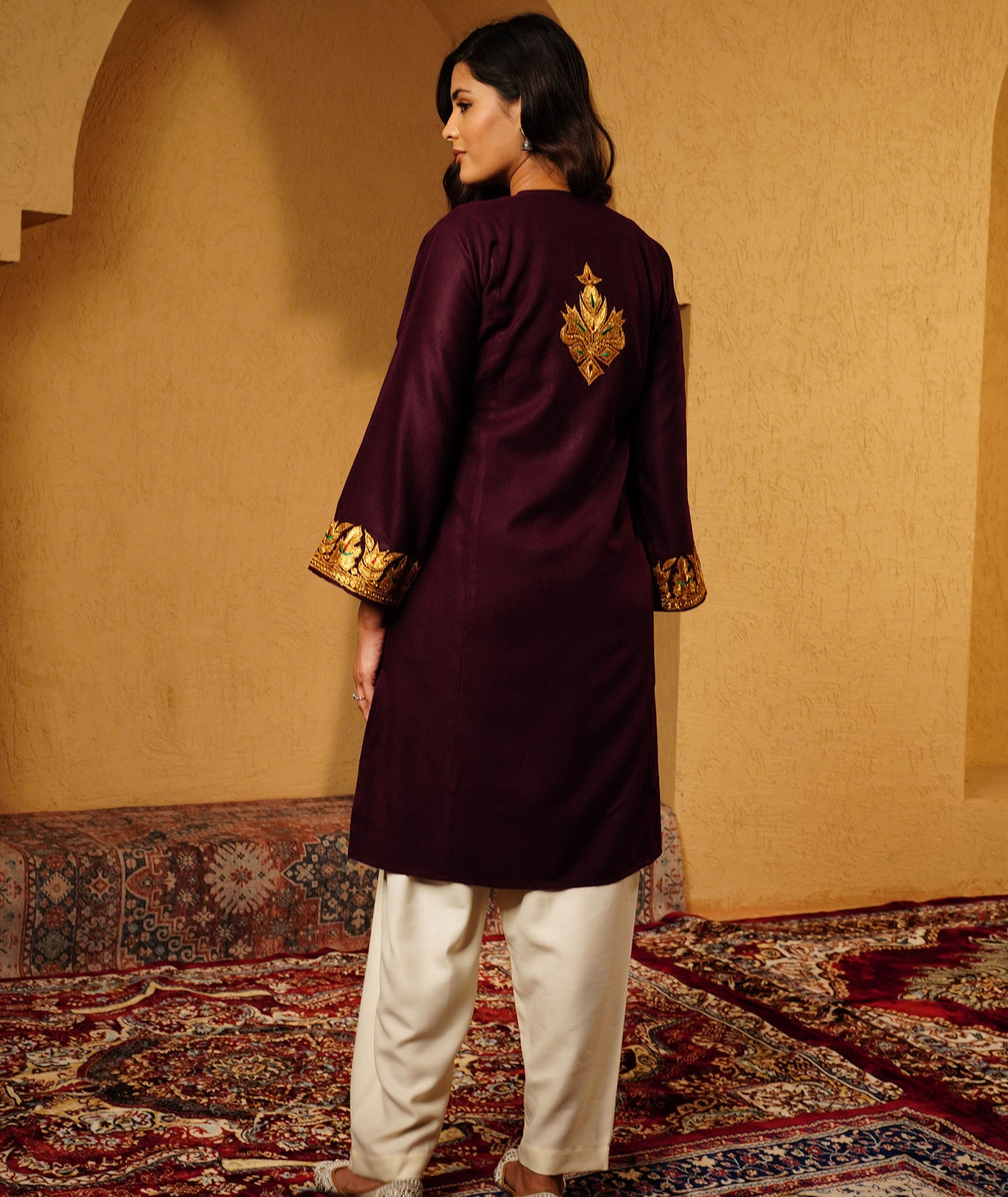 Sangria Red Tilla Embroidered Woolen Pheran