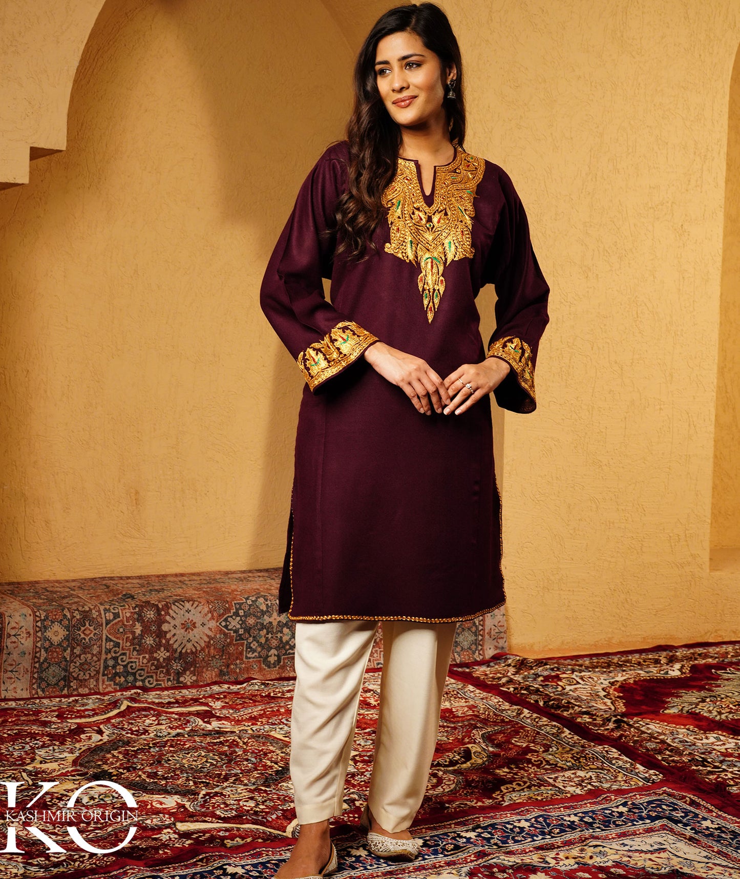 Sangria Red Tilla Embroidered Woolen Pheran