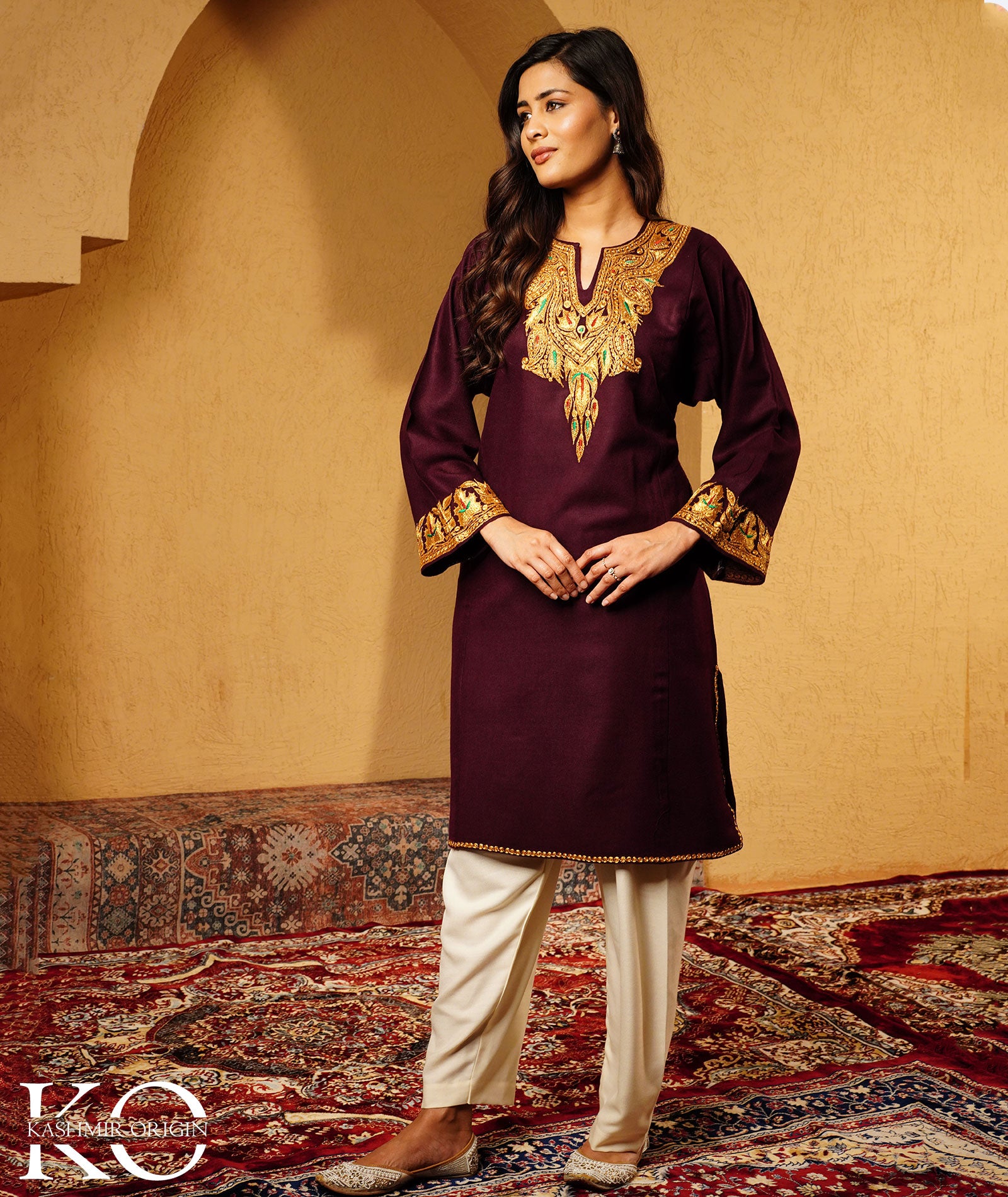 Sangria Red Tilla Embroidered Woolen Pheran