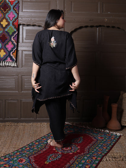 Black Crushed Cotton Silk Kaftan Set with Pastel Aari