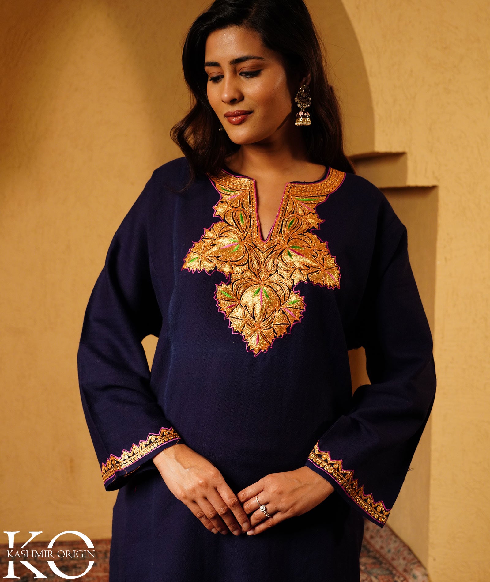 Navy Blue Tilla Embroidered Pure kashmiri Woolen Pheran
