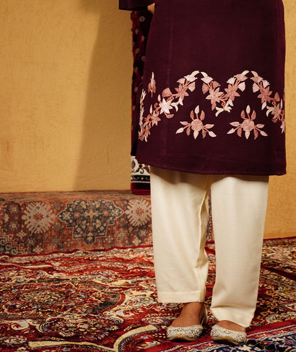 Plum Aari Embroidered Woolen Pheran