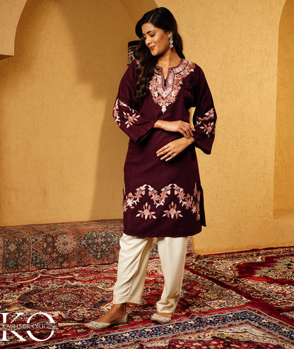 Plum Aari Embroidered Woolen Pheran
