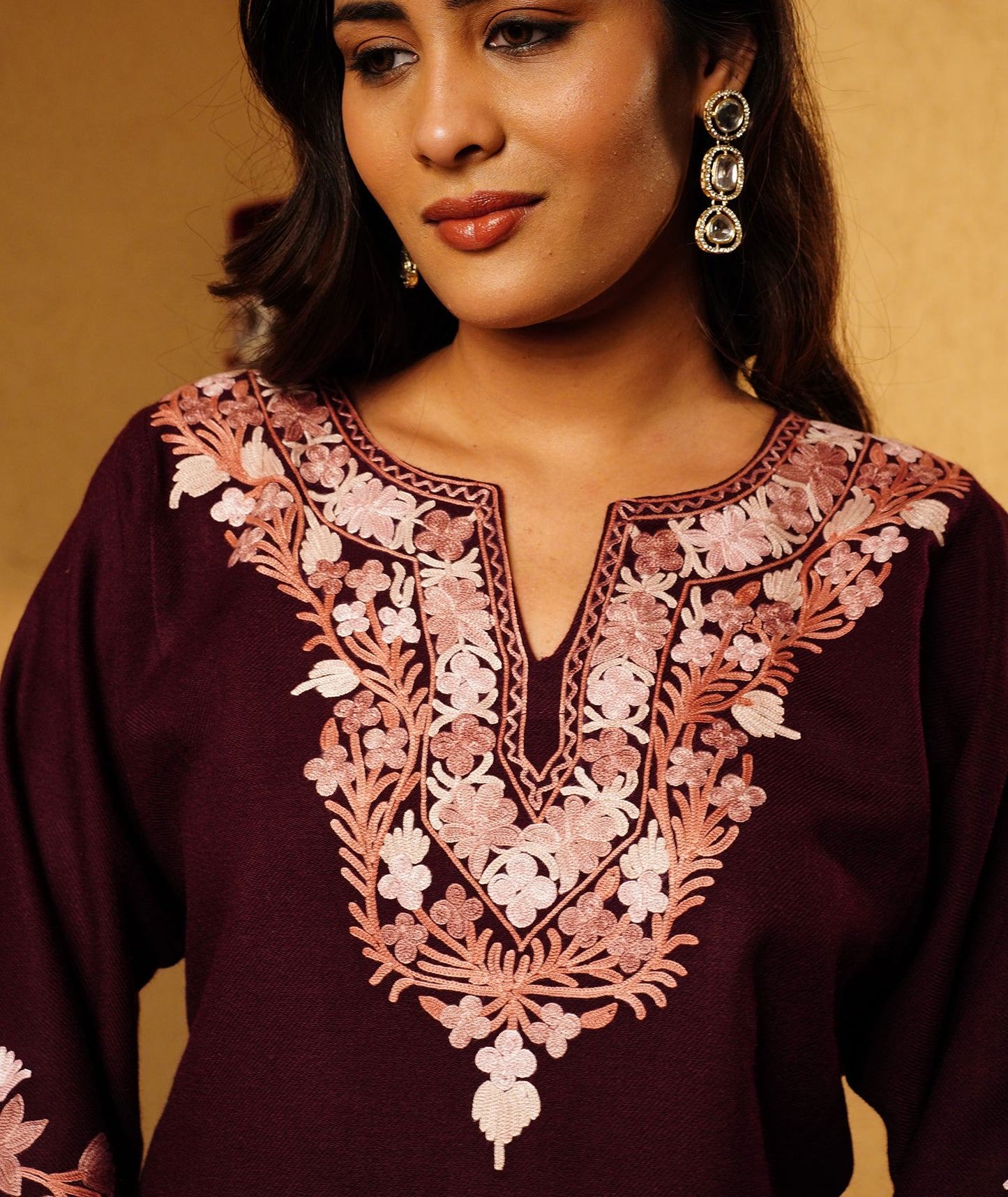 Plum Aari Embroidered Woolen Pheran