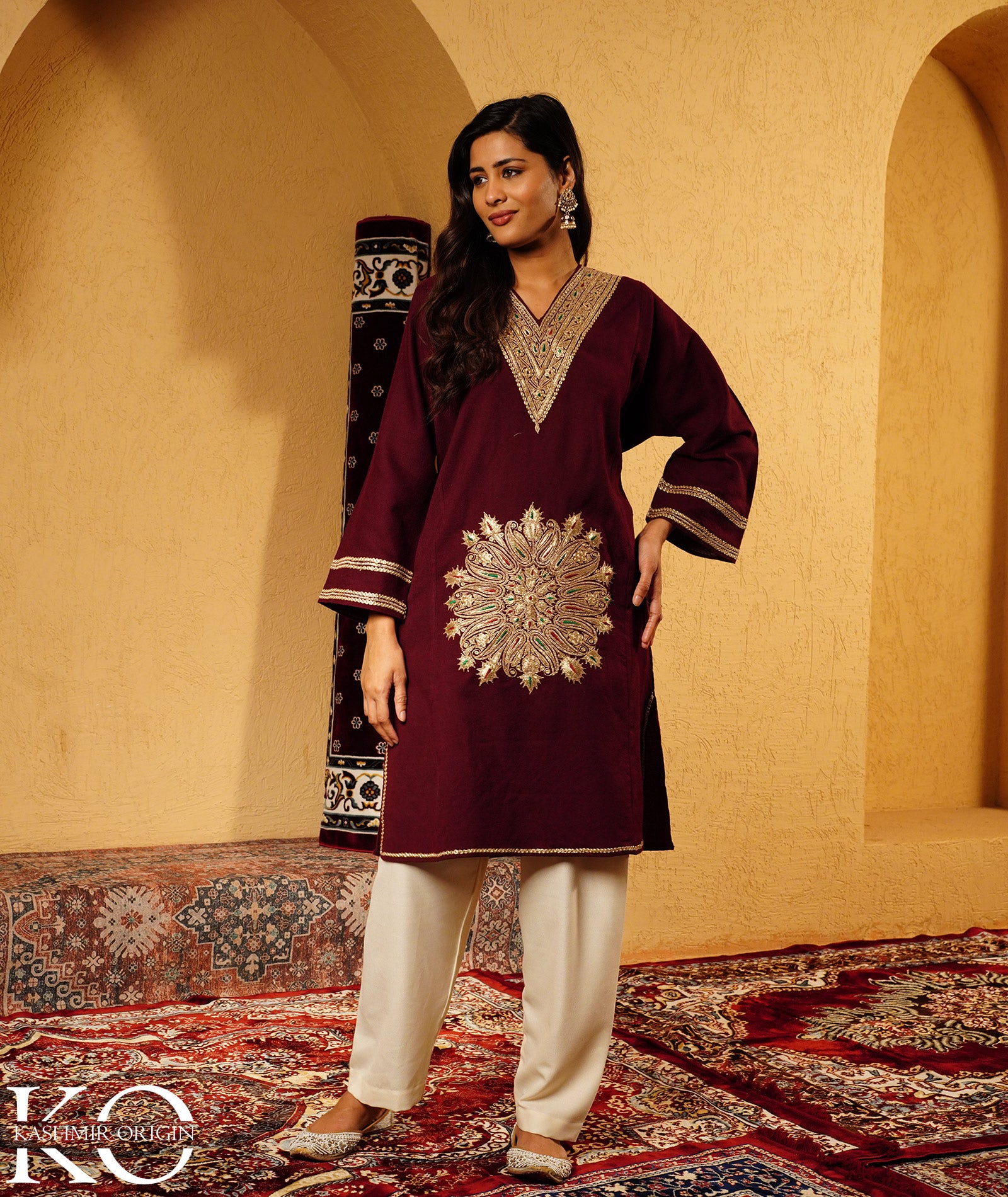 Plum Tilla Embroidered Pure kashmiri Woolen Pheran