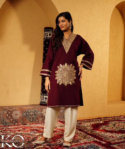 Plum Tilla Embroidered Pure kashmiri Woolen Pheran