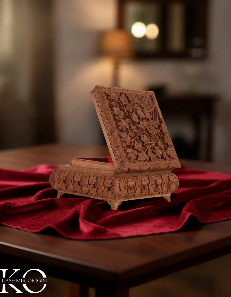 Walnut Wood Hand Carved Casket | Walnut Wood Box | Storage Box | Jewellery Box | Hand Carved in kashmir