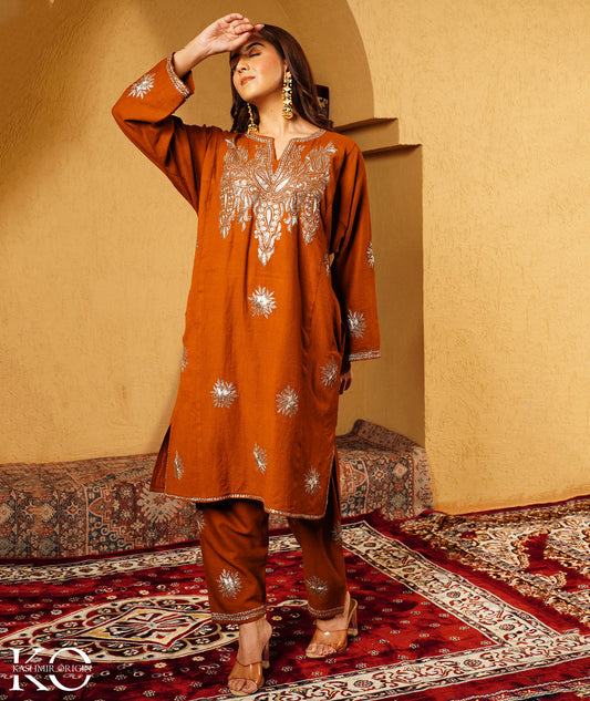 Rust Tilla Embroidered Bootidaar Pure kashmiri Wool Pheran Set