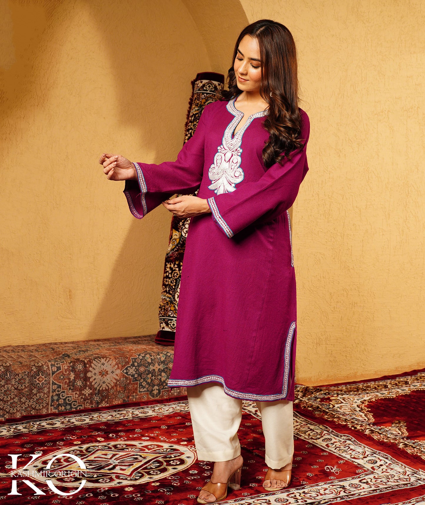 Purple Tilla Embroidered Pure Kashmiri Wool Pheran