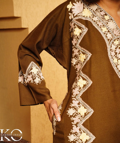 Olive Brown Aari & Zari Embroidered Woolen Pheran