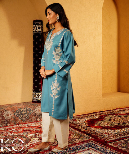 Powder Blue Zari Embroidered Woolen Pheran